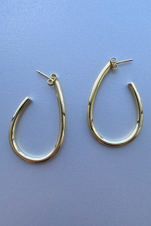 Janis Savitt Gold Large Oval Hoop Earrings